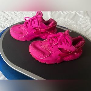 Nike Huarache Run little kid shoes